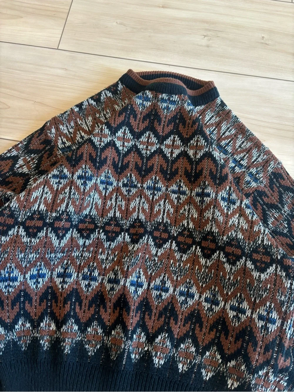Saturday Vintage Coogi Style Men's Brown & Black Patterned Crewneck Sweater - Picture 3 of 4